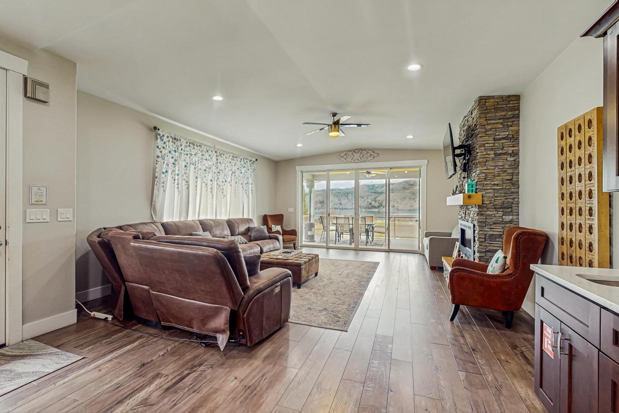Tiffany Lake House Manson Bagian luar foto