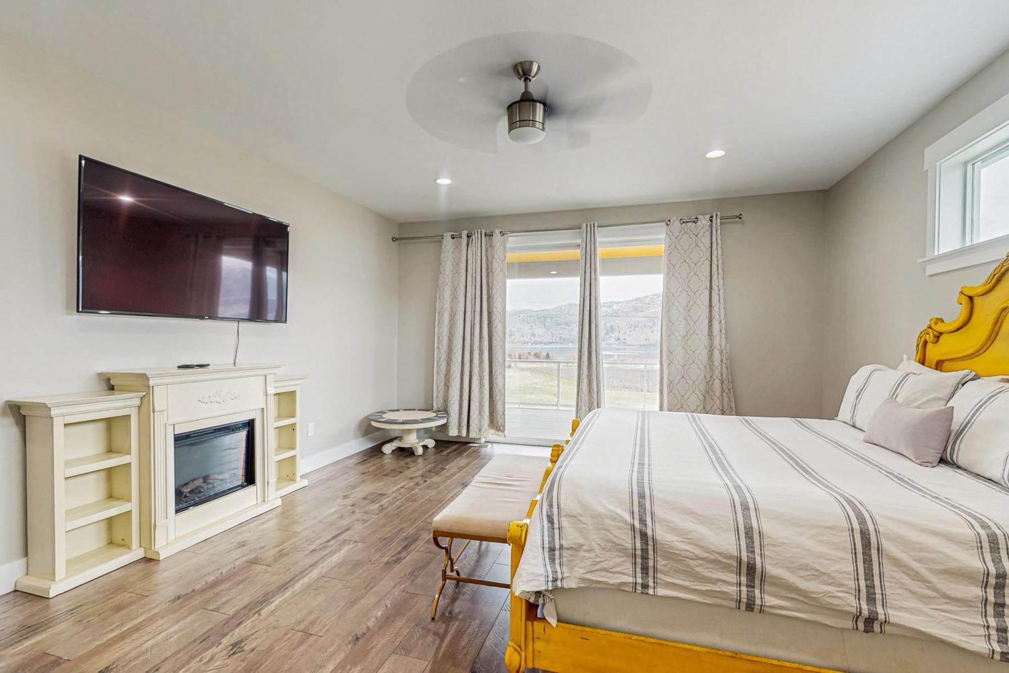 Tiffany Lake House Manson Bagian luar foto