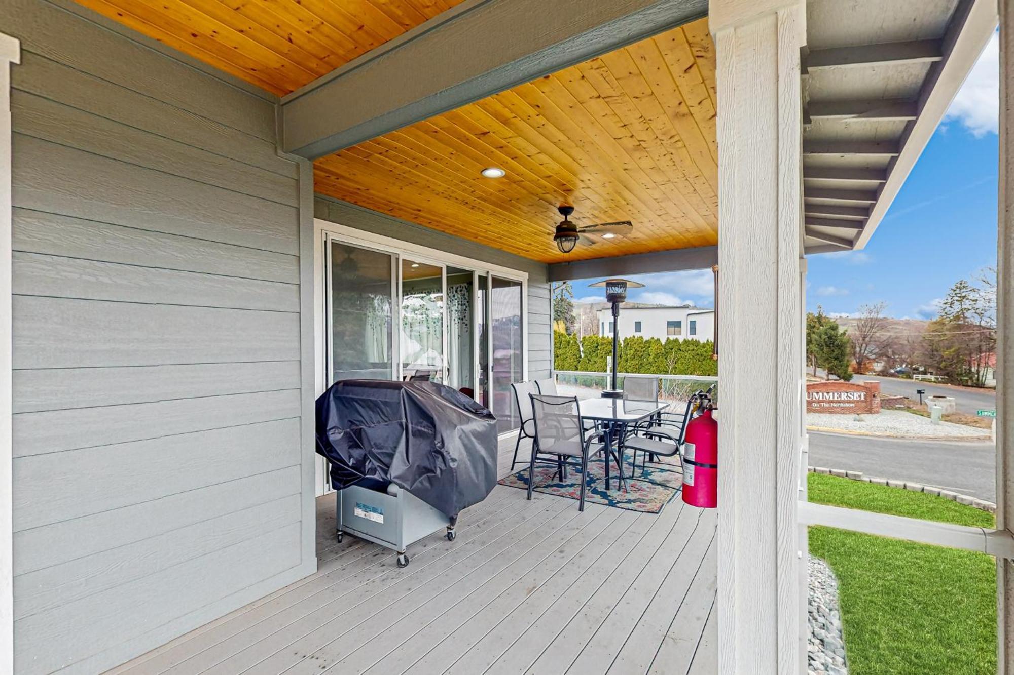 Tiffany Lake House Manson Bagian luar foto
